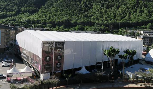 The SPANTECH tent for the Scalada Vision show of le Cirque du Soleil.