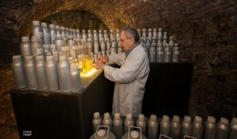 Guy Delforge : Master Perfumer Guy Delforge : Master Perfumer