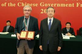 Jean-Louis Rolot and Chinese Deputy Prime Minister Ma Kai Jean-Louis Rolot and Chinese Deputy Prime Minister Ma Kai