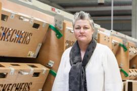 Sophie Houtmeyers, vice-présidente des opérations de distribution du Centre de distribution européen Skechers. Sophie Houtmeyers, vice-présidente des opérations de distribution du Centre de distribution européen Skechers.